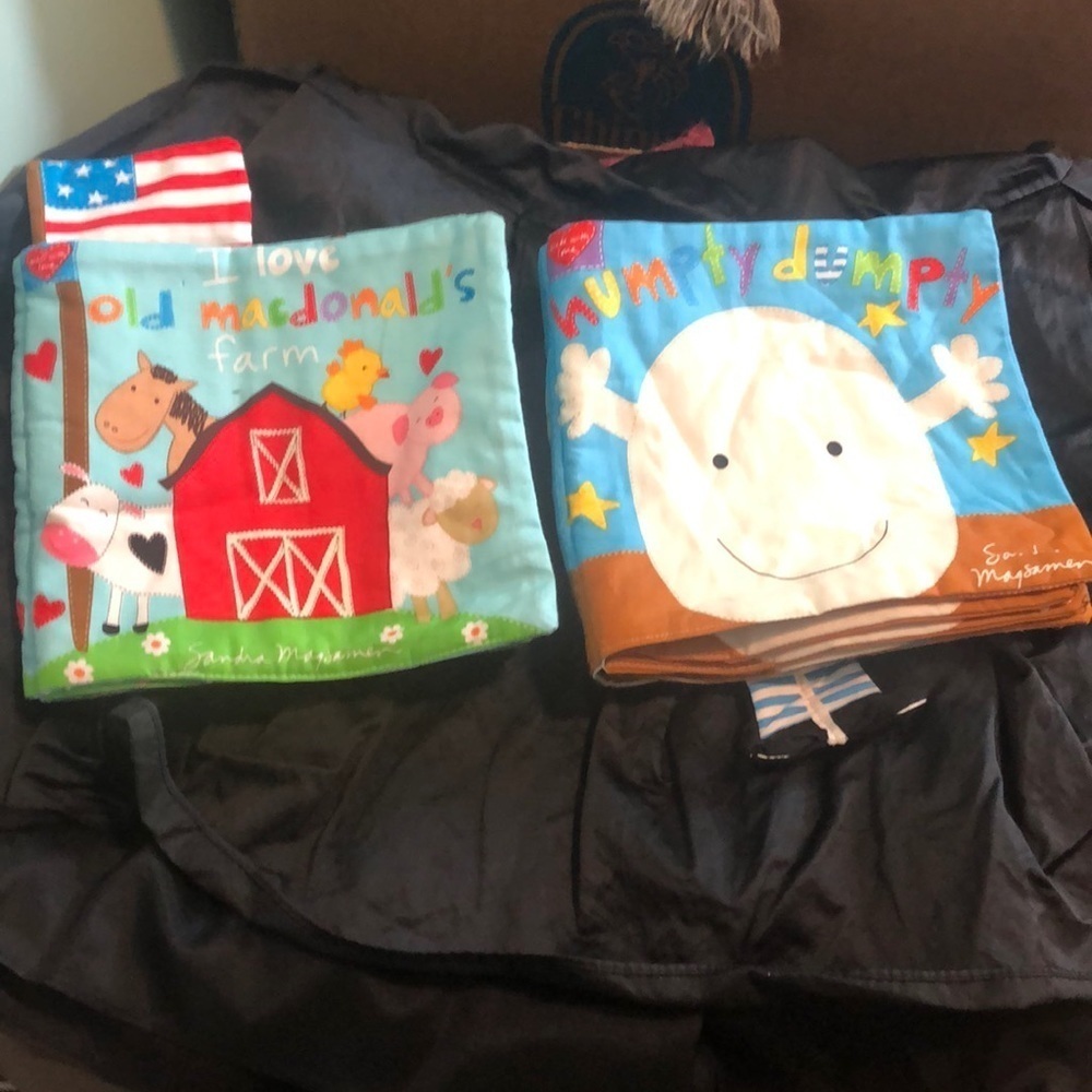 Sandra Magsamen Huggable Loveable Cloth Book Lot: Humpty Dumpty and Old McDonald